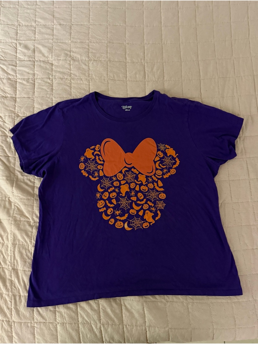 Women’s Halloween Purple Graphic Tee with Orange Minnie Bow Design